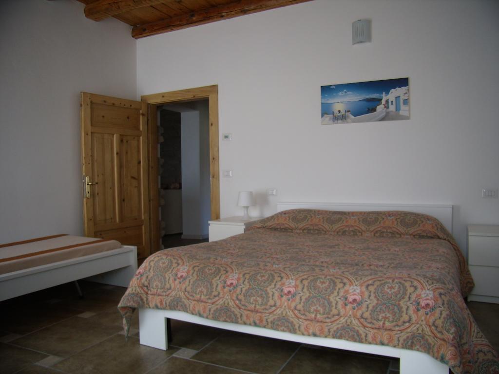 CasaVarone Riva del Garda Habitación foto