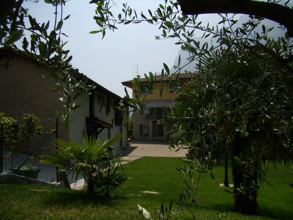 CasaVarone Riva del Garda Habitación foto